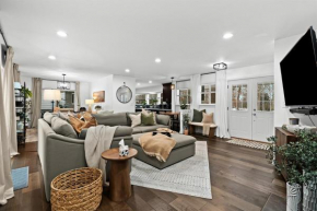 NEW Cozy 3BR Home - Gym, Game Room & Prime Location